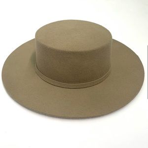 NWOT Clay by Bethany Menzel Armando Wool Hat